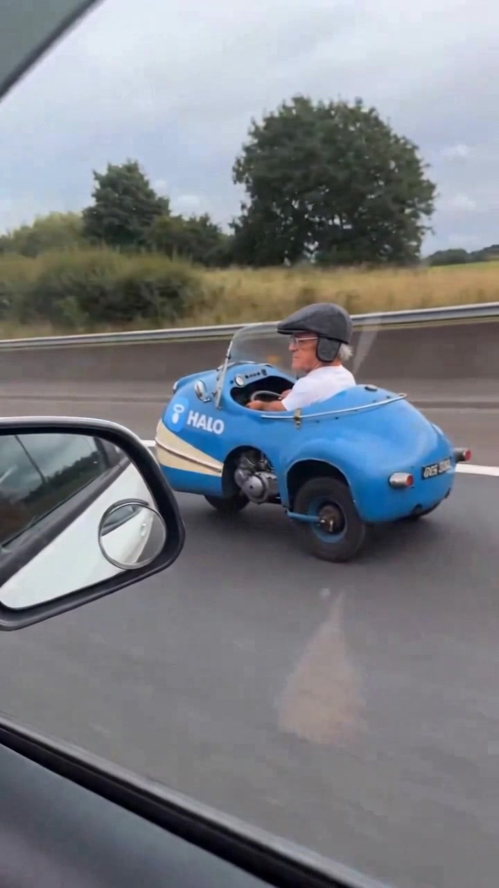 Old Man in Halo Car Remix