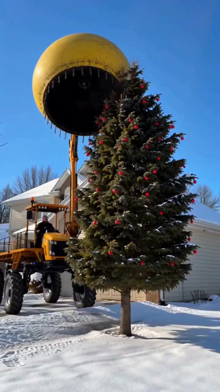 Tractor Turns Yellow and Cuts Spheres